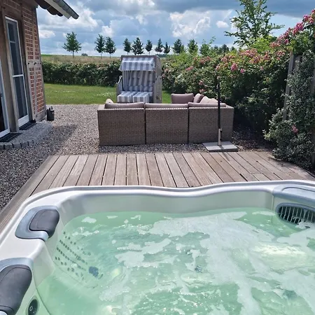 Gemuetliches Mit Garten Und Grill Holiday home