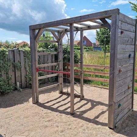 Gemuetliches Mit Garten Und Grill * Kalkhorst
