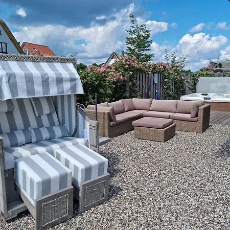 Holiday home Gemuetliches Mit Garten Und Grill Kalkhorst